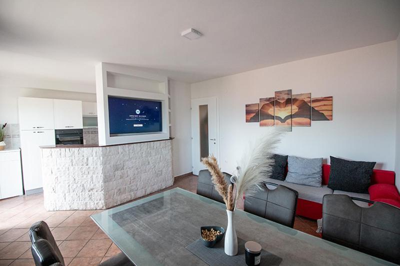 Apartment Zvjezdana Omiš Exteriér fotografie
